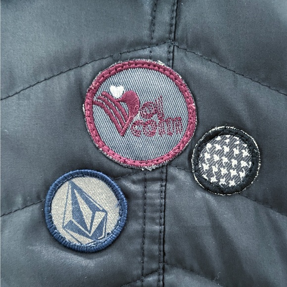 Volcom Women’s Quilted Jacket Sherpa Fleece Lined Black Medium M - Picture 11 of 12